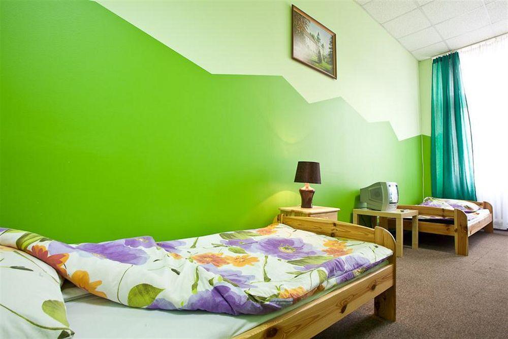 Moon Hostel Wroclaw Exterior photo